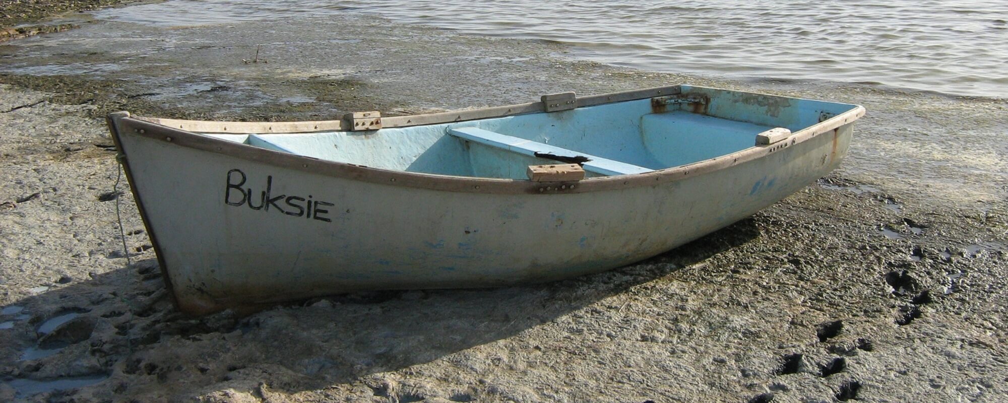 fishing-on-the-bot-river-estuary